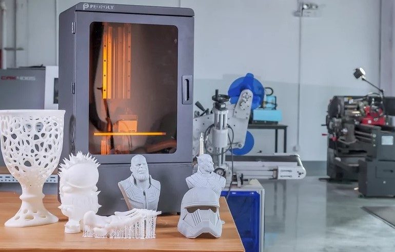 Peopoly wprowadza na rynek wielkoformatową drukarkę 3D Phenom