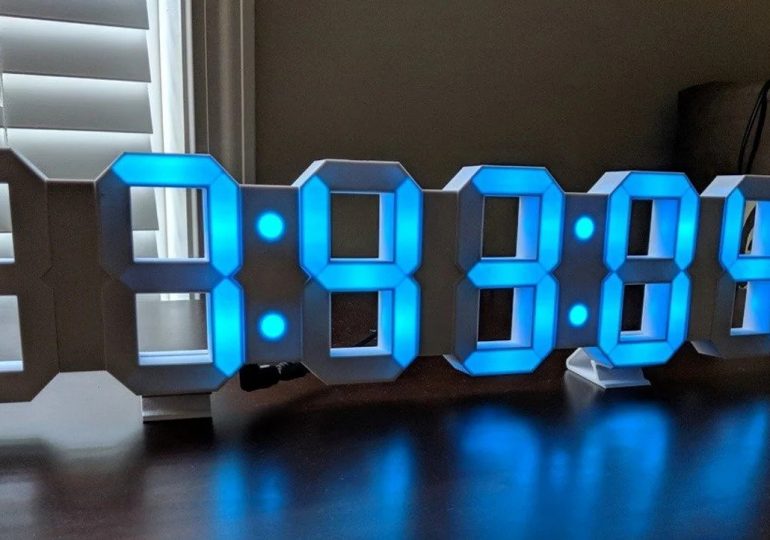 Wydrukuj zgrabny 7-segmentowy zegar LED