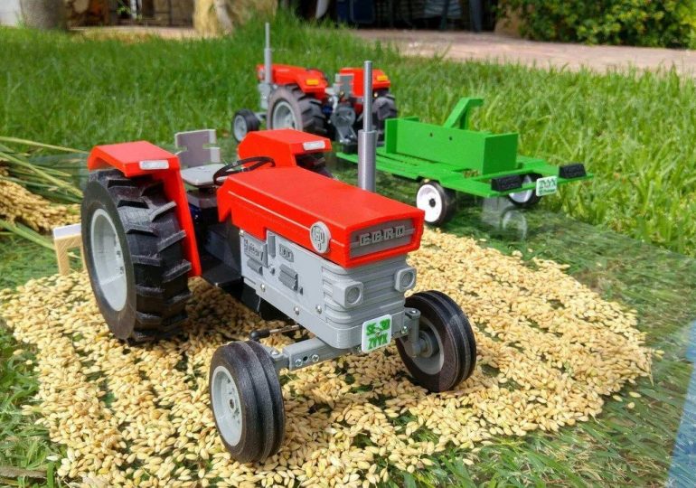 Przeprowadź żniwa dzięki wydrukowanemu w 3D traktorowi OpenRC