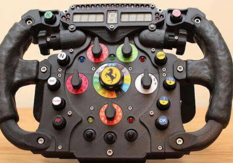 Drukowana w 3D kierownica Formuły 1 jest idealna do symulatorów wyścigowych