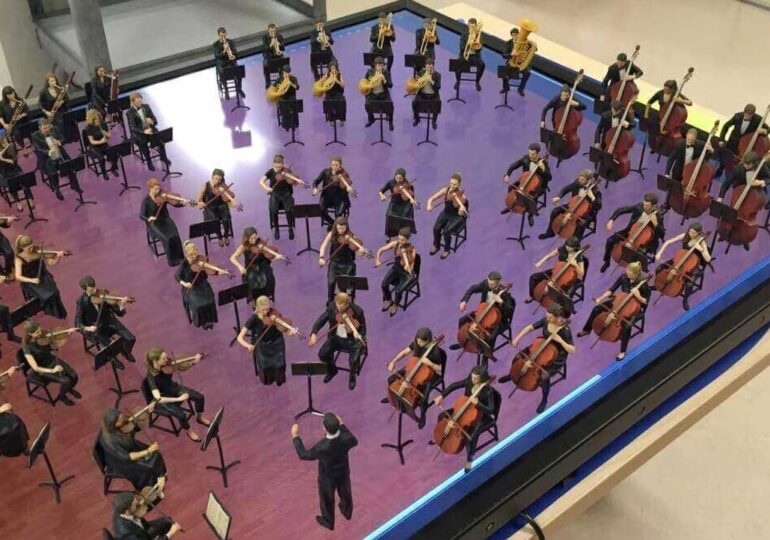 Cała orkiestra symfoniczna wydrukowana w miniaturze w 3D
