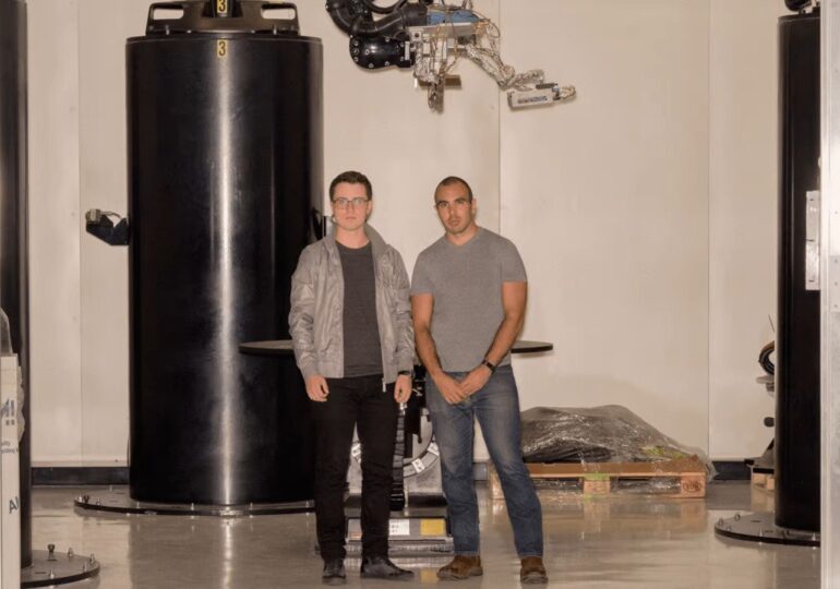Poznaj inżynierów lotnictwa używających gigantycznych drukarek 3D do tworzenia rakiet