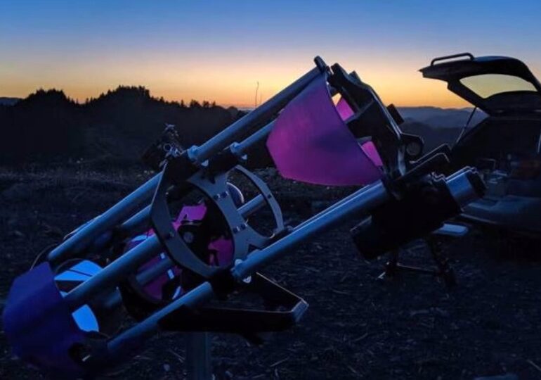 Analog Sky Drifter to drukowany w 3D teleskop lornetkowy z możliwością dostosowania do potrzeb użytkownika